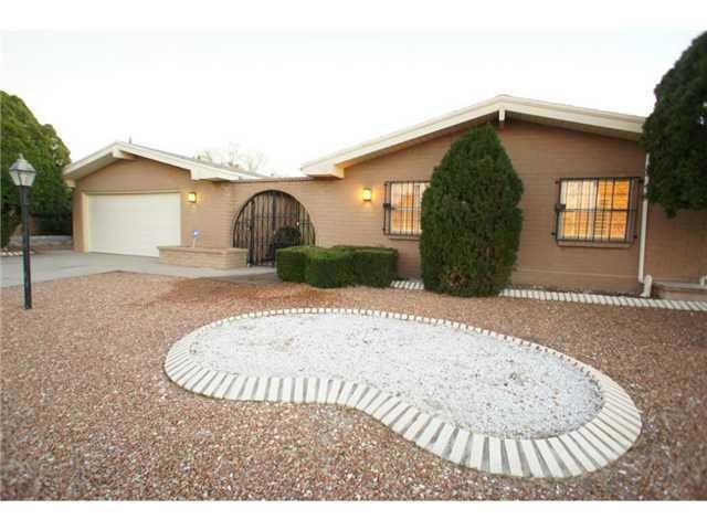 10716 Janway Dr, El Paso, TX 79935 - photo 1