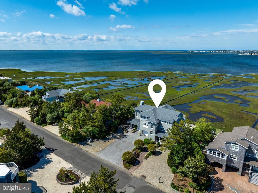 Sold $2,525,000 • Co-Listing Agent