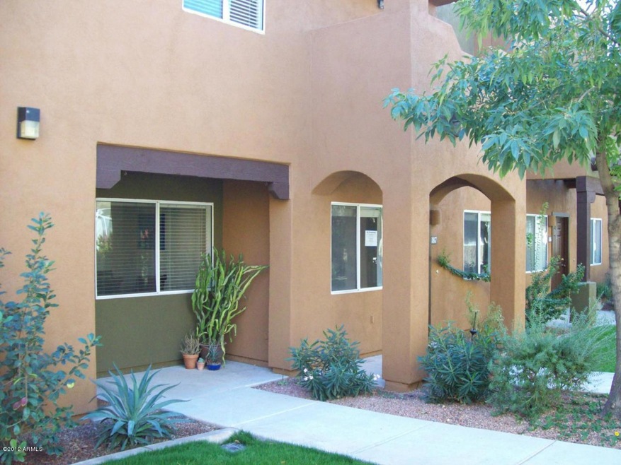 023-256679 - Front Entry
