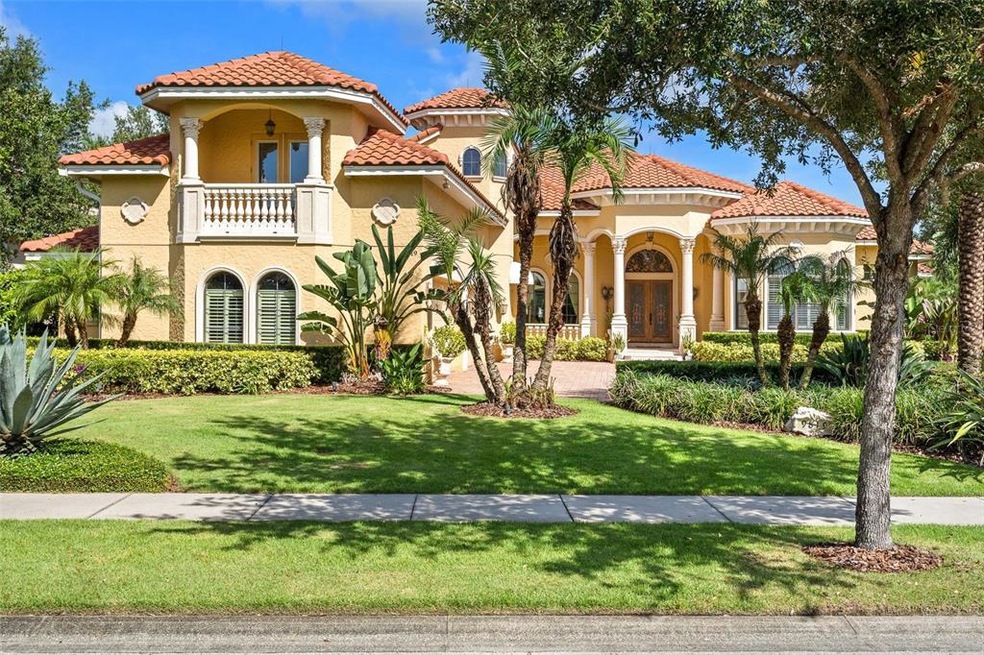 Magnificent Mediterranean Mansionwith pond, golf c