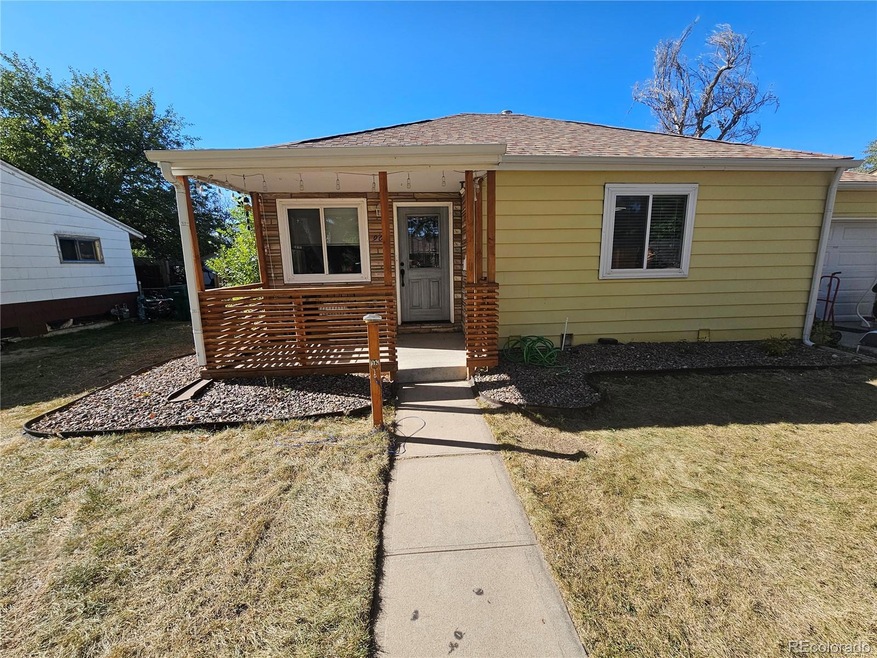 905 Nile St, Aurora, CO 80010 - photo 1