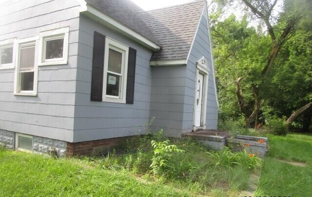 69786 S Nottawa Rd, Sturgis, MI 49091 - photo 1