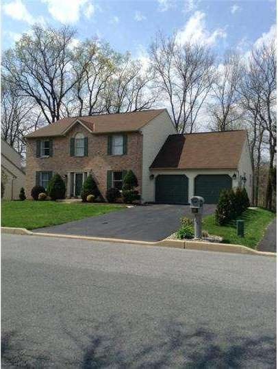 1017 Riverview Dr, Reading, PA 19605 - photo 1