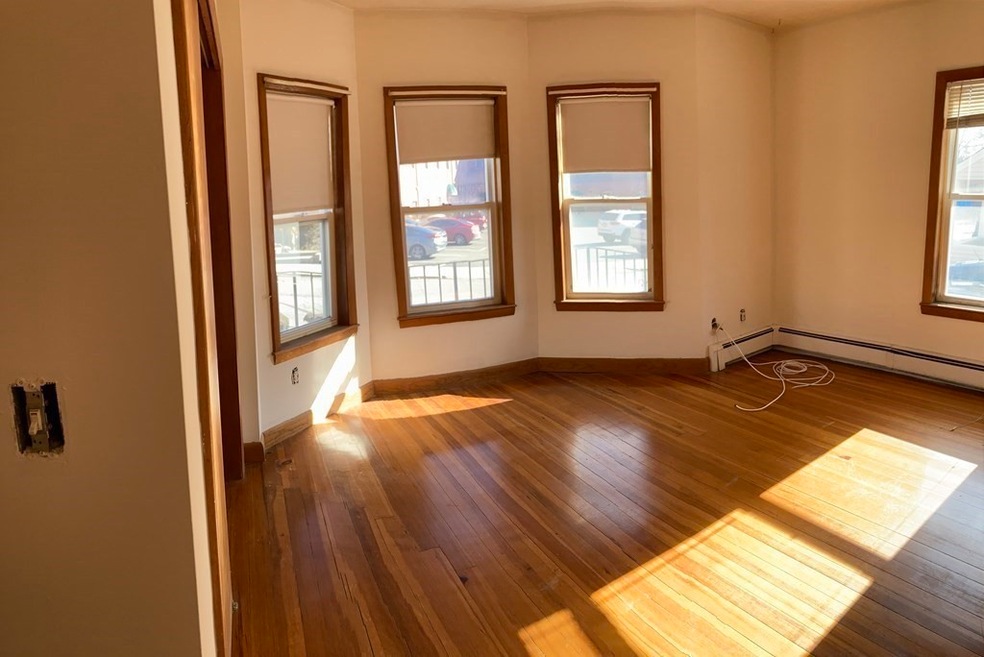 45 Mechanic St unit 1, Newton Upper Falls, MA 02464 - photo 1