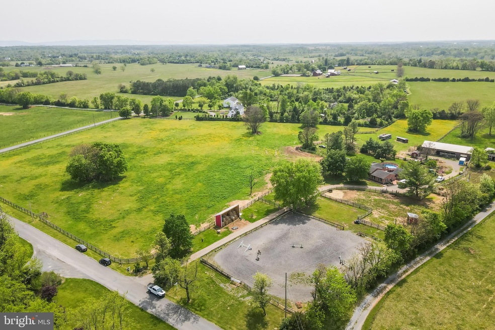 105 Swimley Rd, Berryville, VA 22611 - photo 1