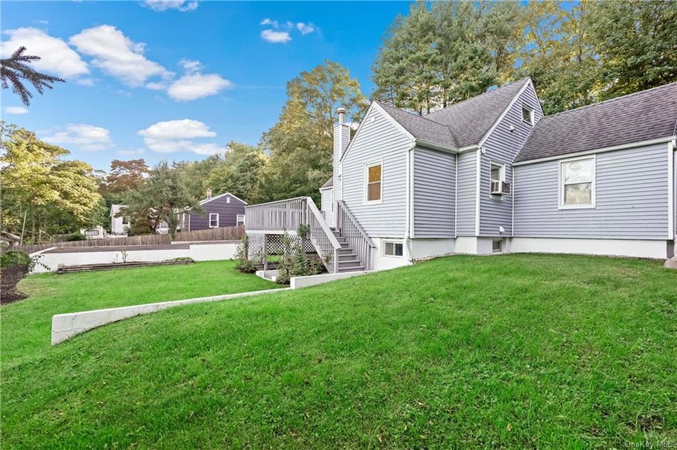 198B Locust Ave, Cortlandt Manor, NY 10567 - photo 1