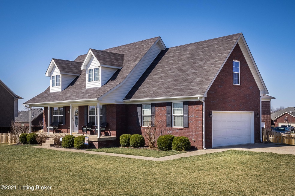 355 Misty Brooke Dr, Mount Washington, KY 40047 - photo 1