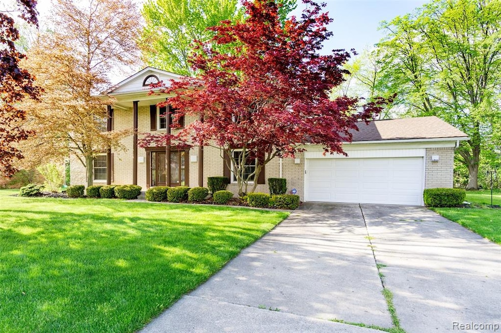 6866-Alderley-Way-1.jpg