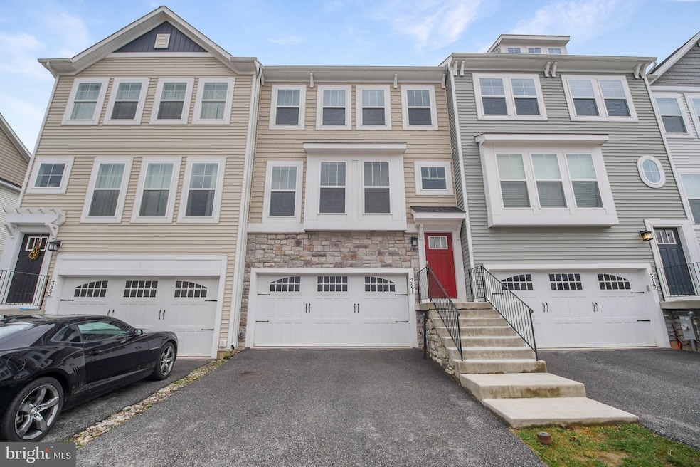 321 Kahler Way, Glen Burnie, MD 21060 - photo 1