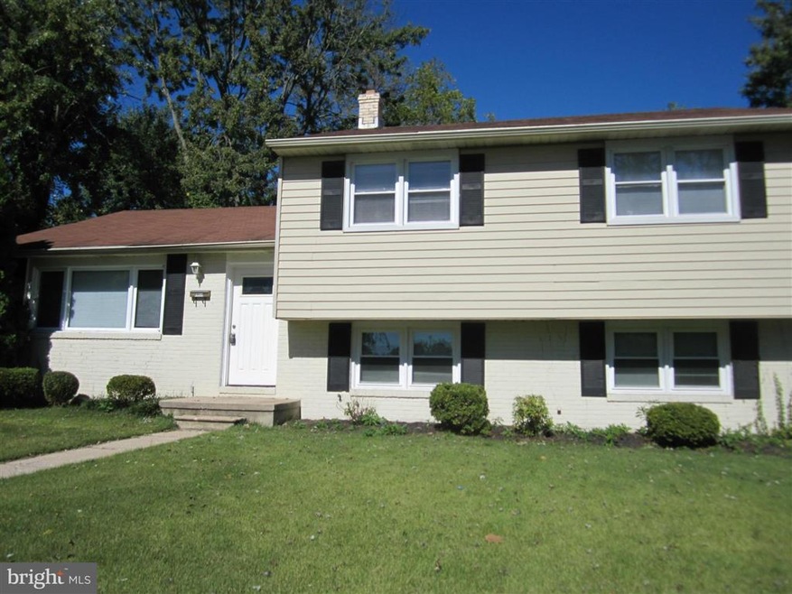 8209 Alston Rd, Towson, MD 21204 - photo 1