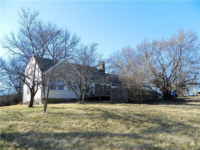 6302 Robin Hood Dr, Shawnee, KS 66203 - photo 1