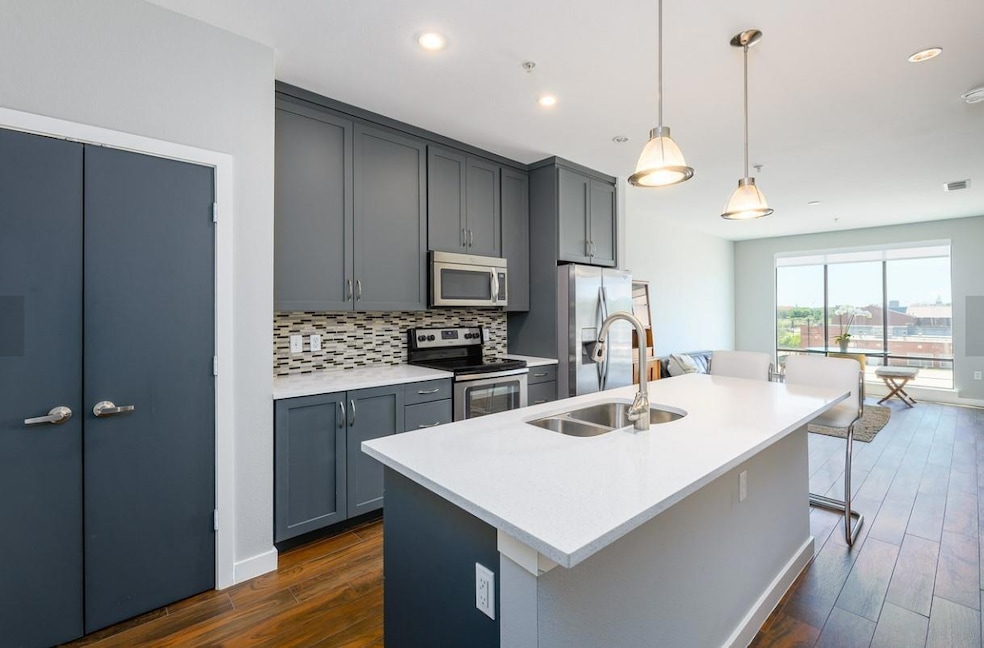 Shelby Residences unit 202, Dallas, TX 75206 - photo 1