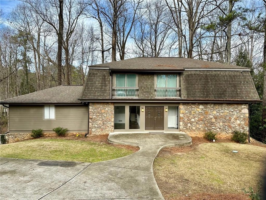 4623 Huntridge Dr NE, Roswell, GA 30075 - photo 1