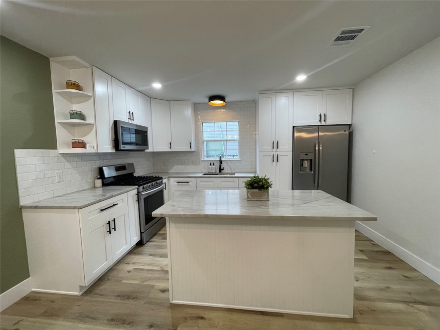 4842 Winfree Dr, Houston, TX 77021 - photo 1