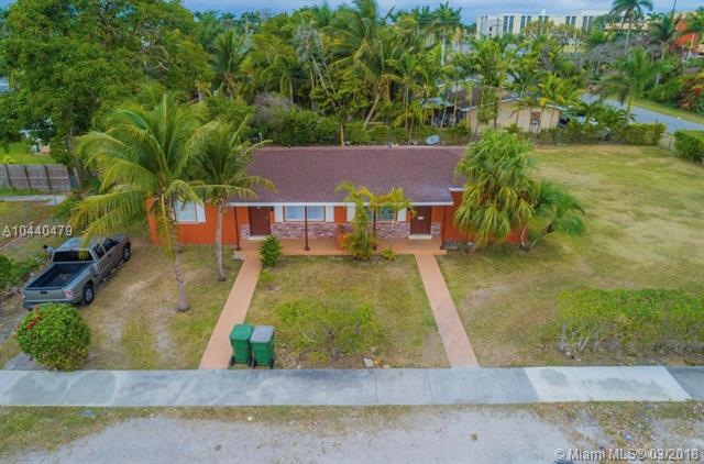Exterior of Duplex, fenced back yard