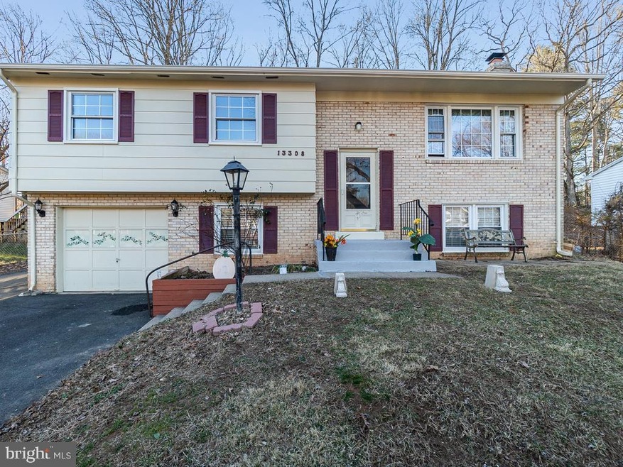 13308 Nassau Dr, Woodbridge, VA 22193 - photo 1