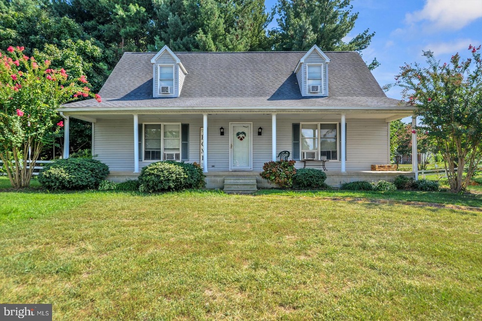 19 Crown Cir, Dover, DE 19901 - photo 1