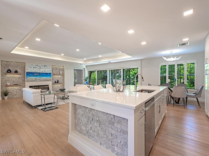 1100 3rd St S unit 202, Naples, FL 34102 - photo 1