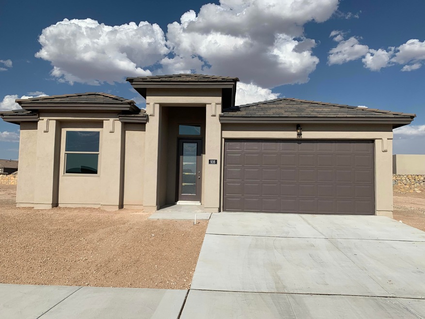 916 Kilvington St, El Paso, TX 79928 - photo 1