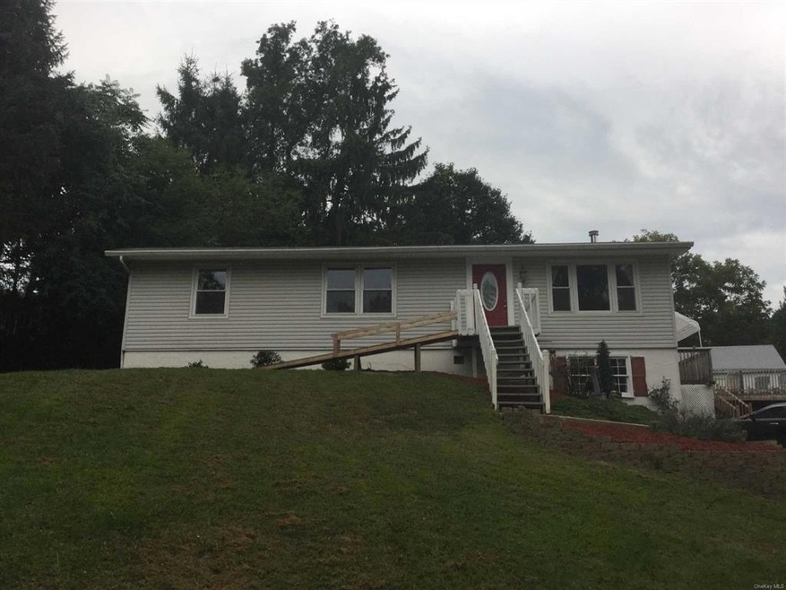 78 Daley Rd, Poughkeepsie, NY 12603 - photo 1