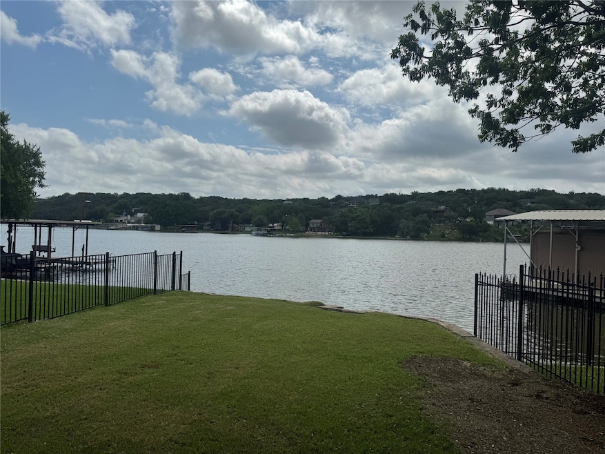 Pending $599,500