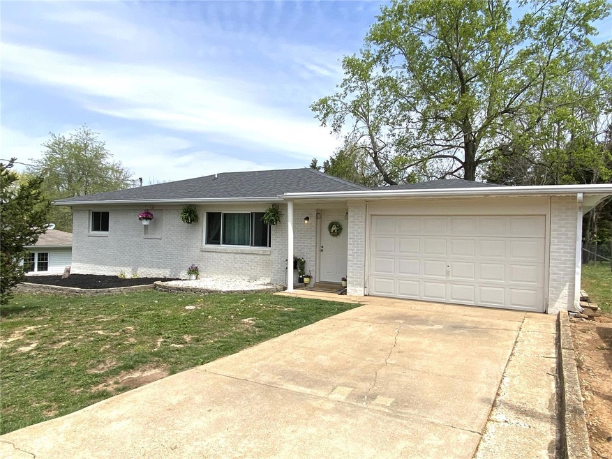 For Sale $215,000 • Co-Listing Agent