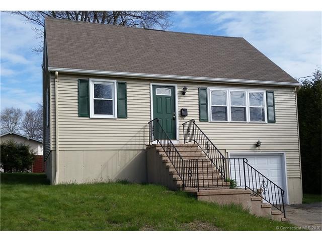 16 Carriage Dr, Waterbury, CT 06708 - photo 1
