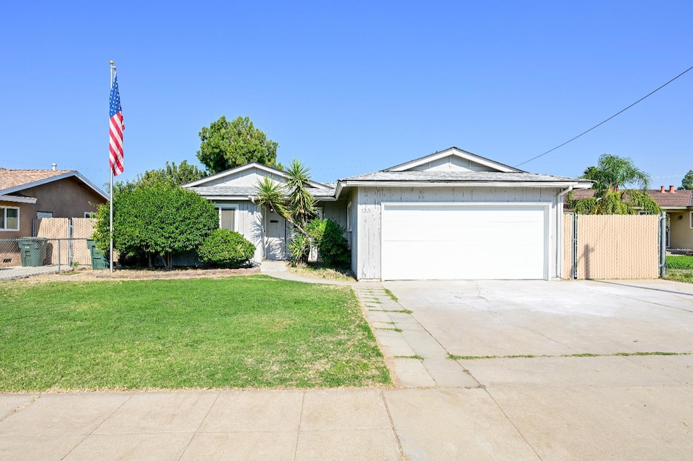 133 10th St, Clovis, CA 93612 - photo 1