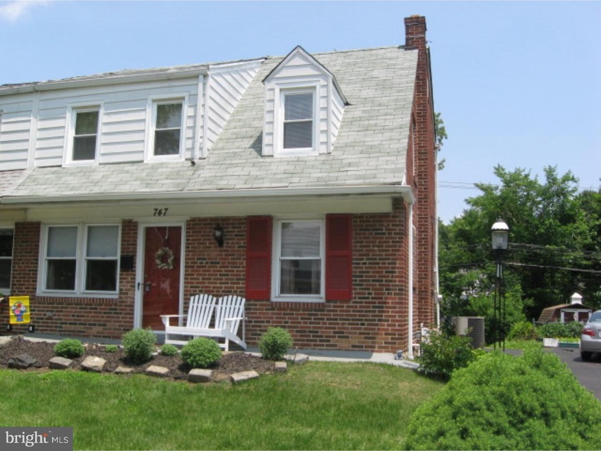 747 Braxton Rd, Ridley Park, PA 19078 - photo 1