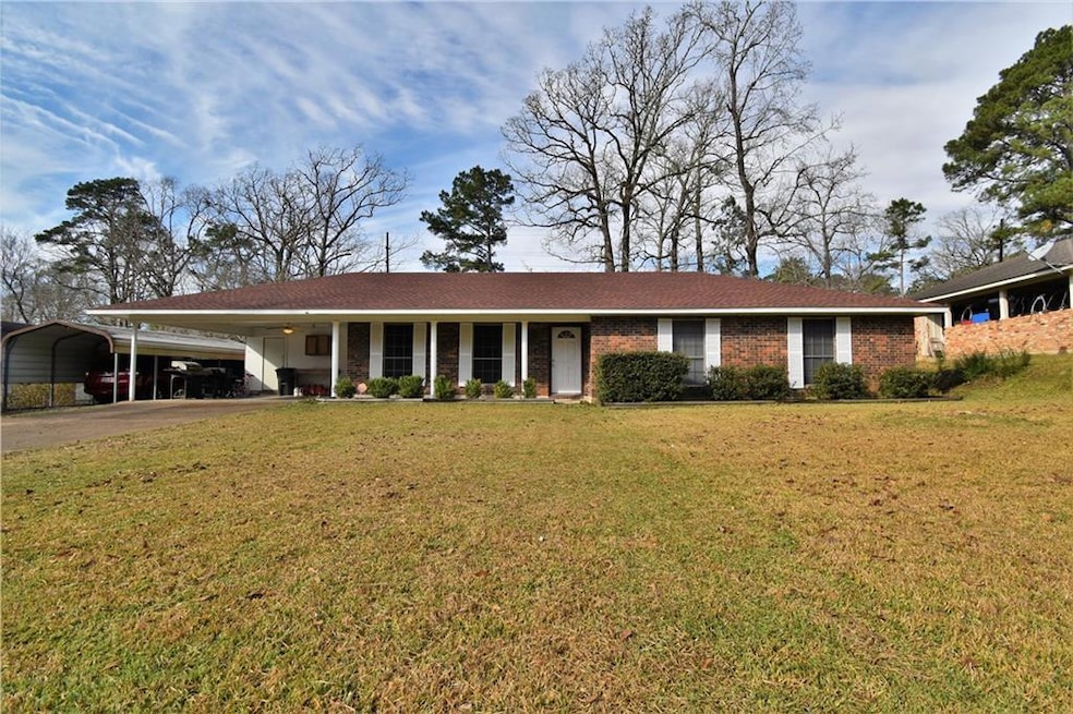 133 Wildwood Dr, Pineville, LA 71360 - photo 1