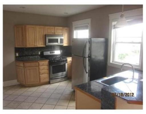 8 Cedar St unit 4, Haverhill, MA 01830 - photo 1