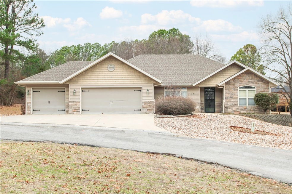 Sold $325,000