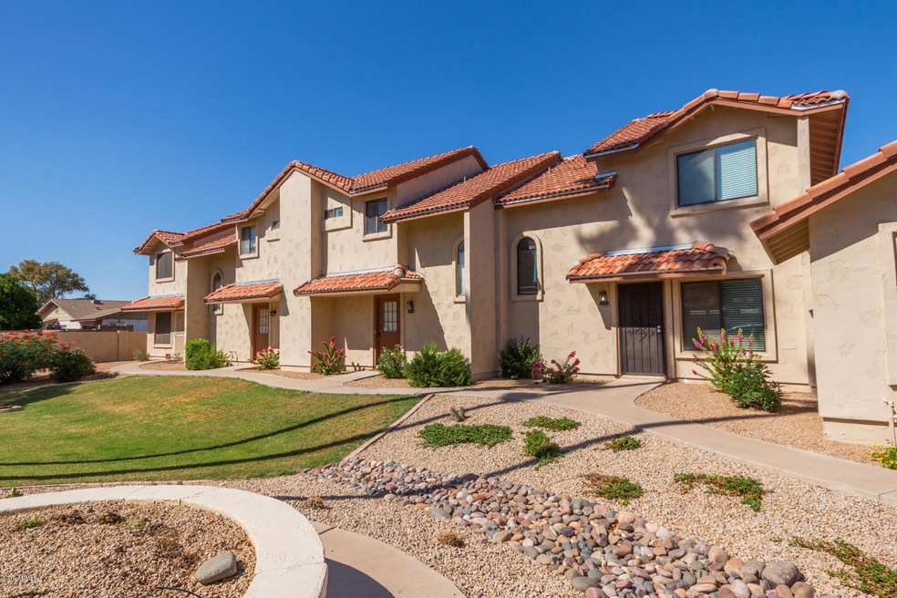 2926 N Oregon St unit 8, Chandler, AZ 85225 - photo 1