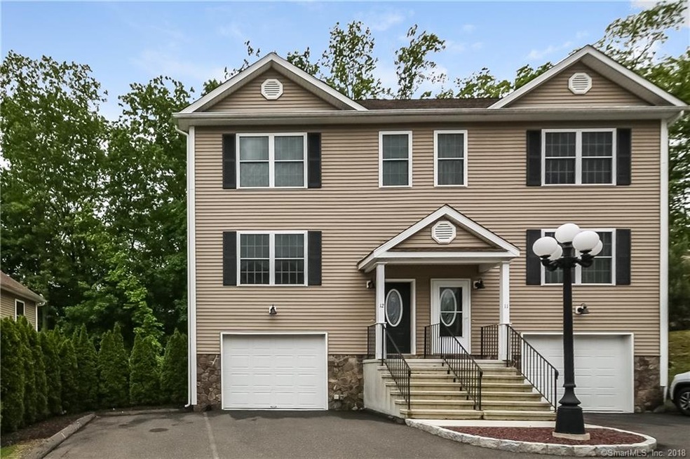 14 Morton St unit 12, Danbury, CT 06810 - photo 1