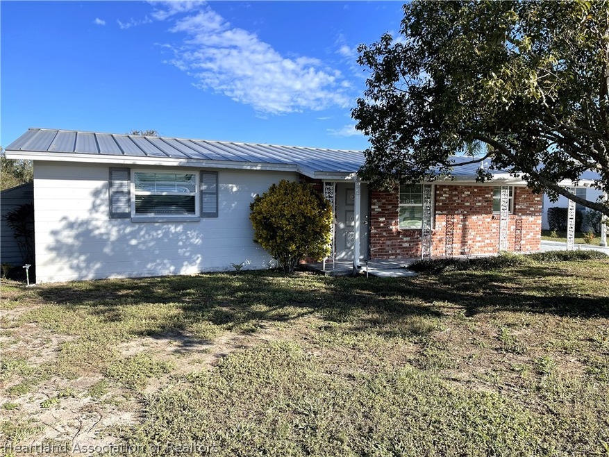 127 Melody Ct, Lake Placid, FL 33852 - photo 1