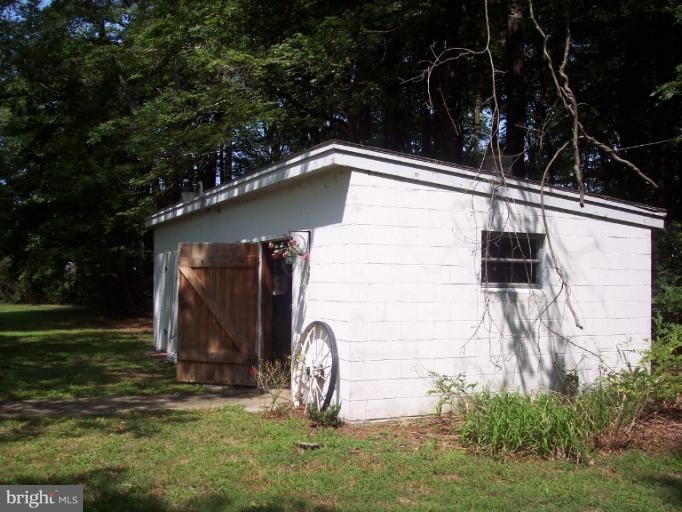 6281 Tolchester Rd, Rock Hall, MD 21661 - photo 1