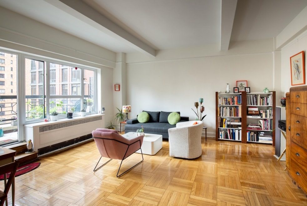 Goodhue House unit 14-E, New York, NY 10016 - photo 1