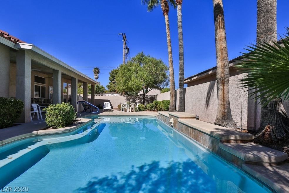 3708 Seashore Palm Ct, Las Vegas, NV 89121 - photo 1