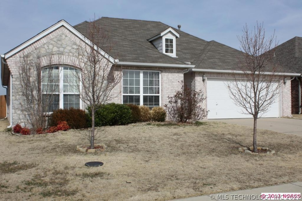 Lovely Full-Brick Home in newly constructed Renais