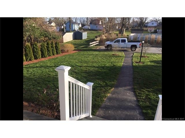 39 N Broad St, Pawcatuck, CT 06379 - photo 1