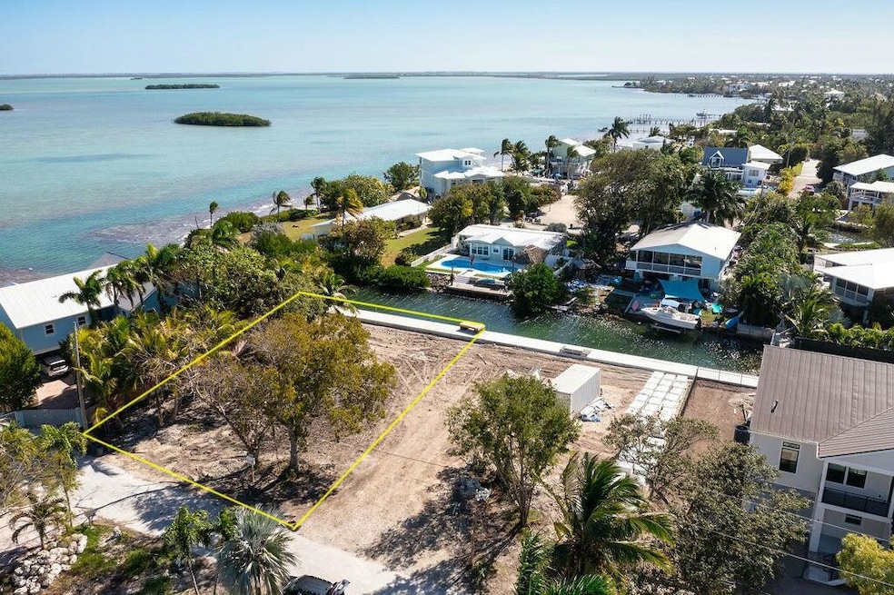 17230 Angelfish Lane, Sugarloaf Key