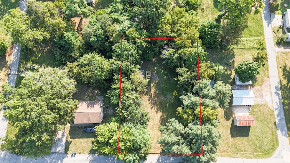 812 N Moulton St, Moberly, MO 65270 - photo 1