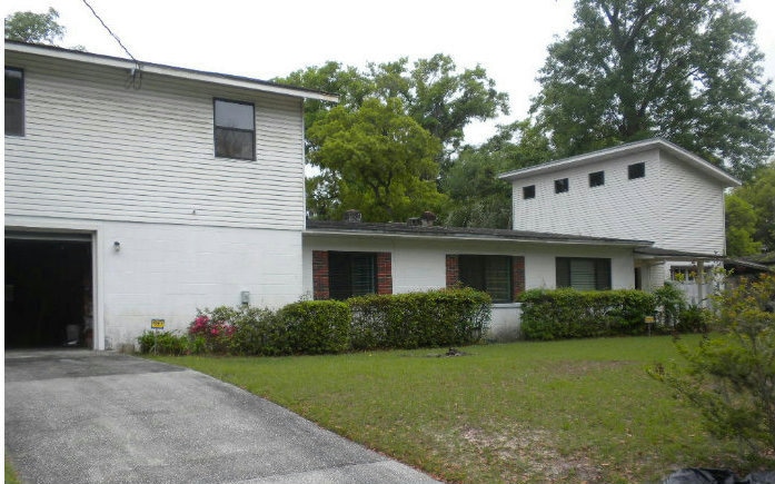 5718 Cedar Forest Dr N, Jacksonville, FL 32210 - photo 1