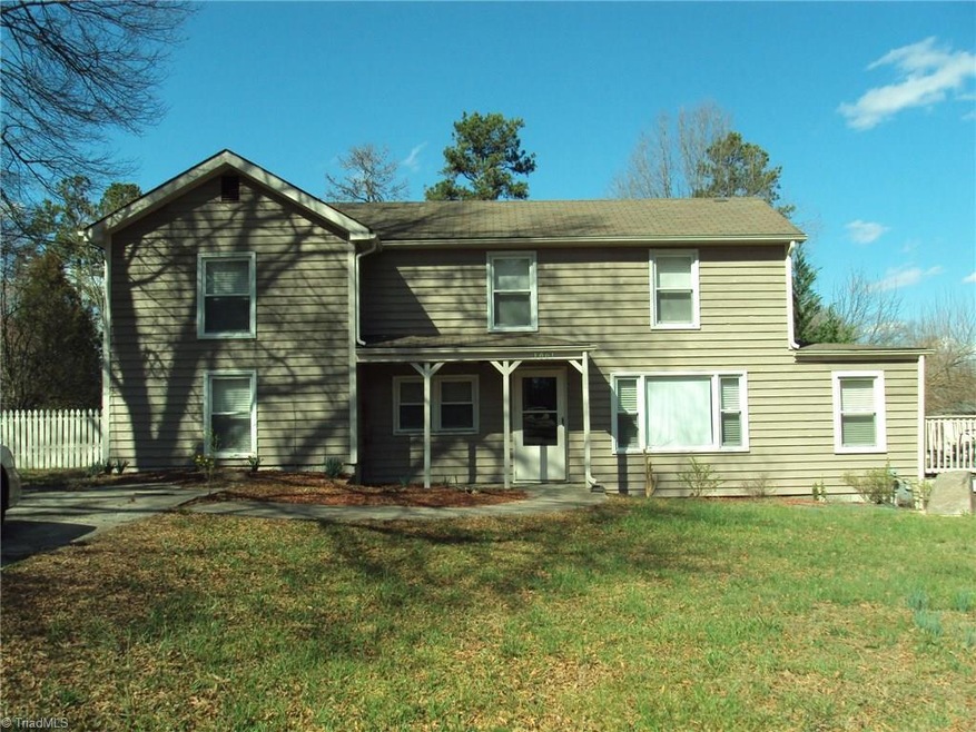 1001 Arthur Ave, High Point, NC 27263 - photo 1