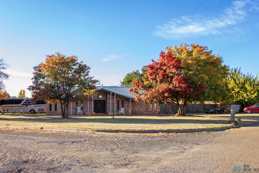 1060 Fairway Terrace, Clovis, NM 88101 - photo 1