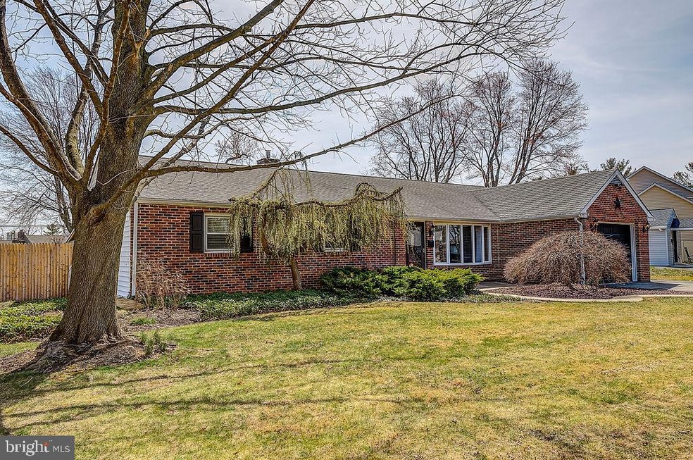 675 Phillips Rd, Warminster, PA 18974 - photo 1