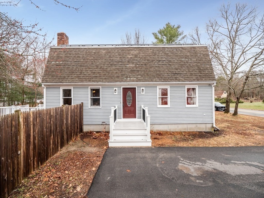 8 Weaver St, West Wareham, MA 02576 - photo 1