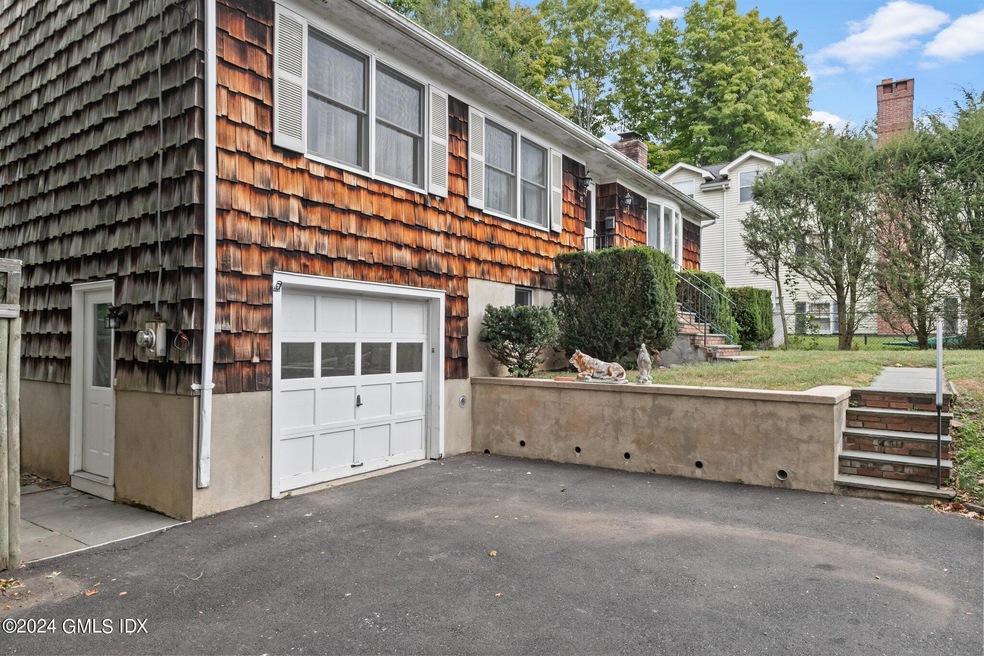 1-web-or-mls-39-orchard-st-unit-1