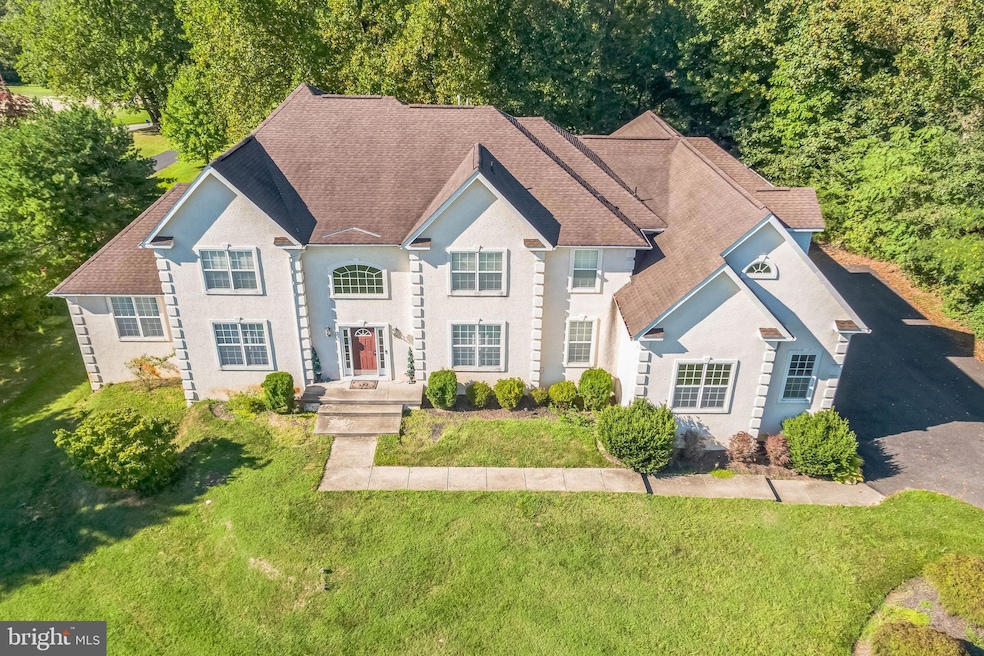 157 Cedar Ct, Swedesboro, NJ 08085 - photo 1