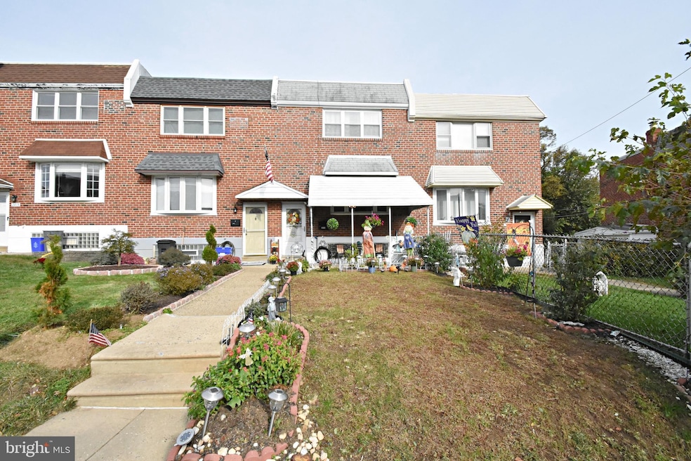 2819 Maxwell St, Philadelphia, PA 19136 - photo 1